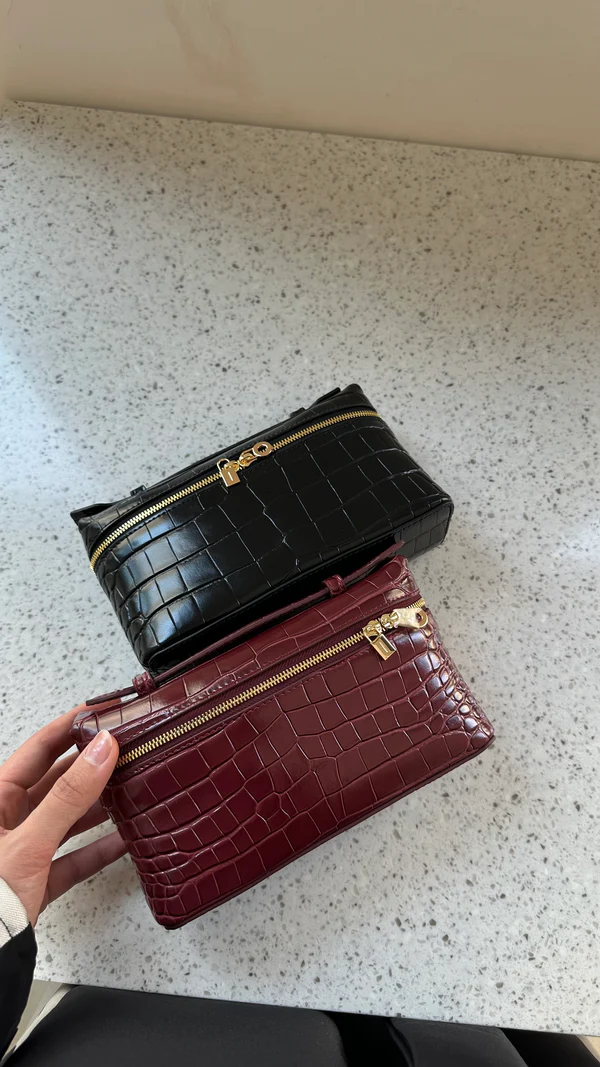 Bottega Croc Bag - Maroon