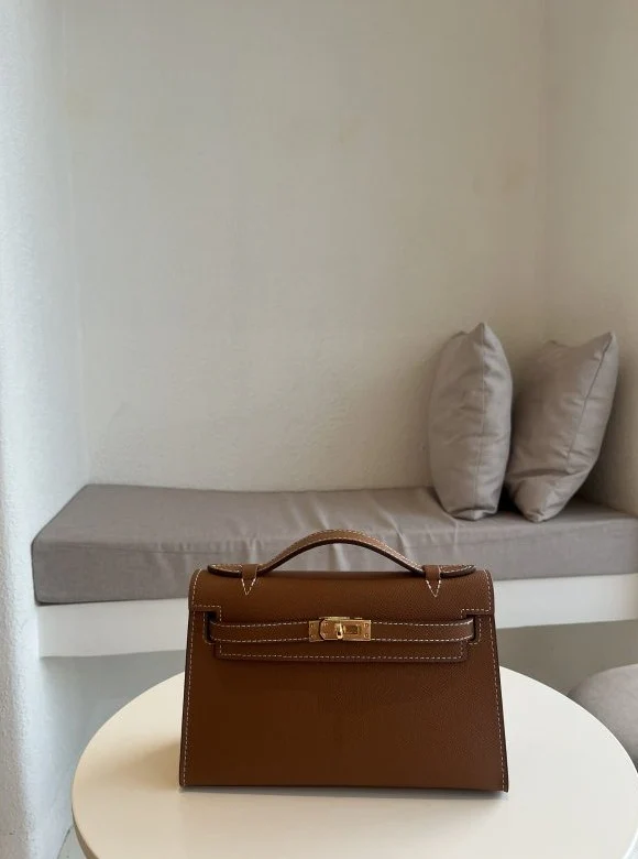 Hermes Kelly Cut Clutch - Brown