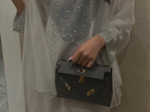 Hermes Kelly Cut Clutch - Grey