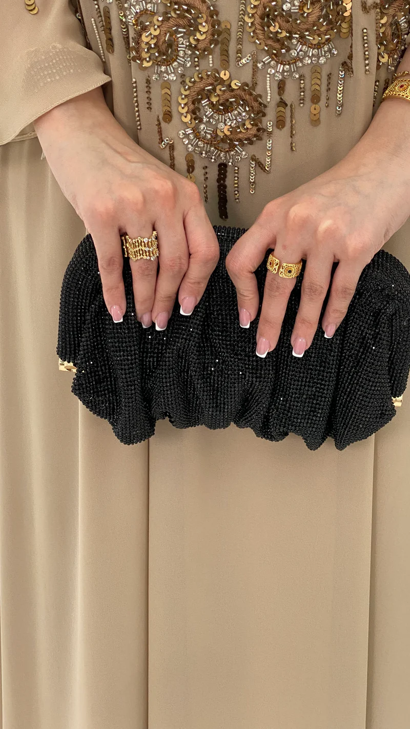 Sparkle Black Bag – Luxury Glam Evening Handbag UAE