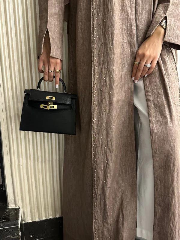 Kelly - Black