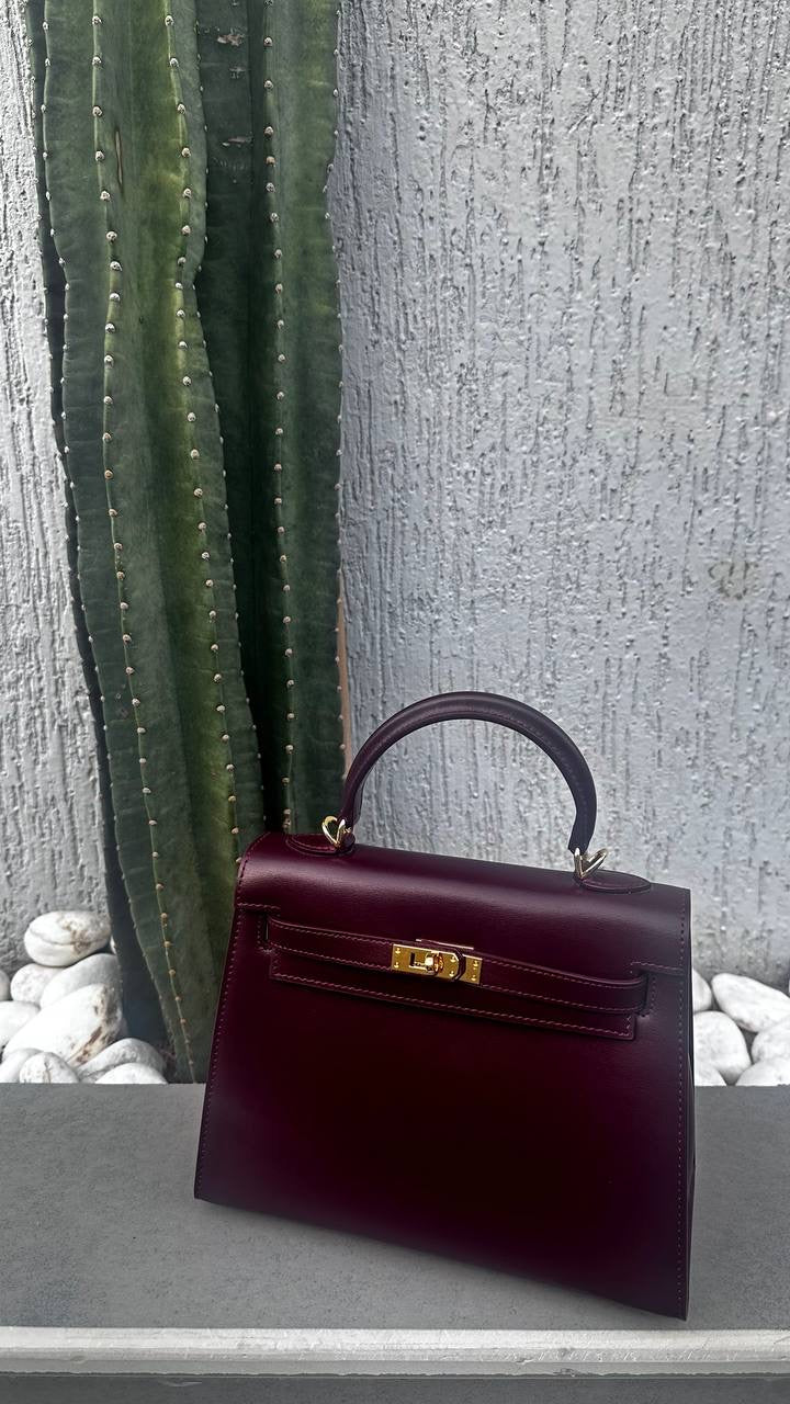 Shine Leather Bag Burgundy 25cm